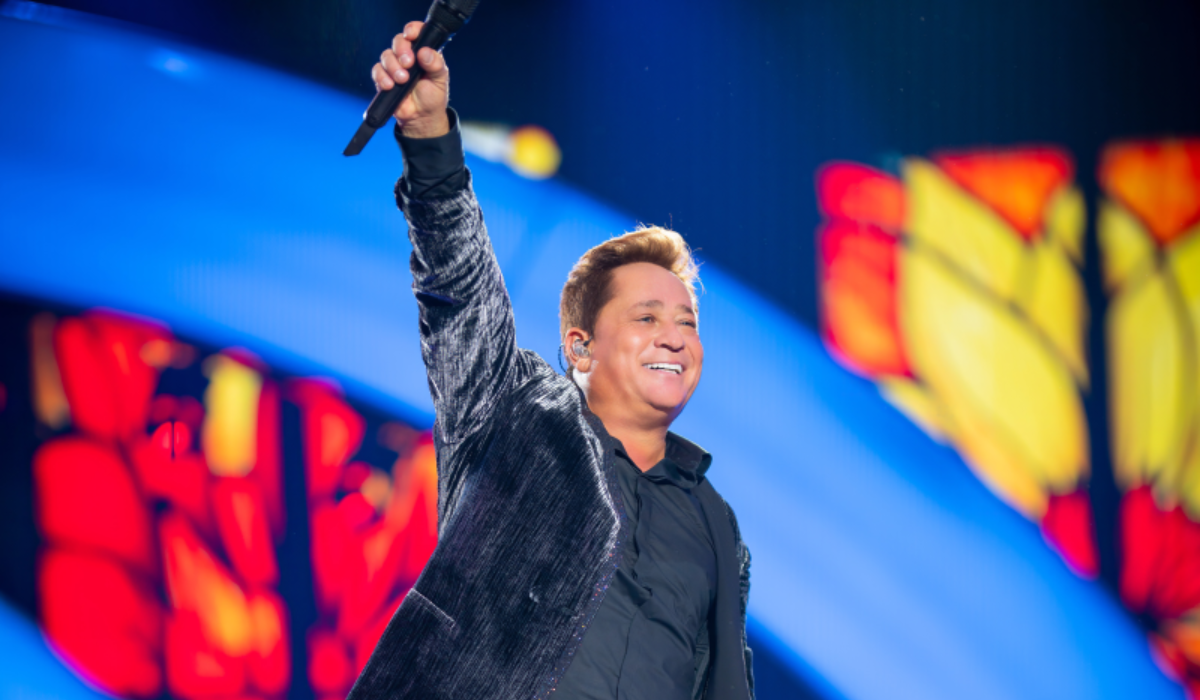 Sertanejo romântico vai embalar Alfredo Chaves com show de Leonardo