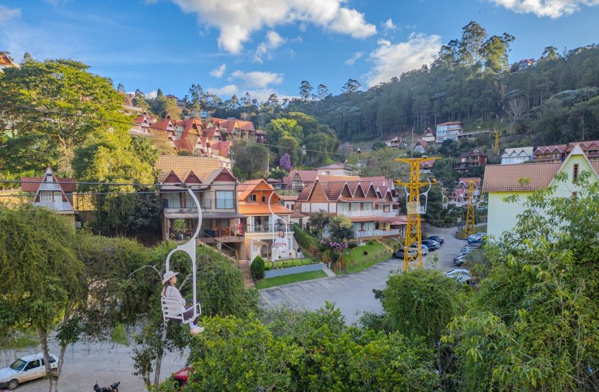 Turismo nas alturas: experiências que colocam o visitante acima da paisagem